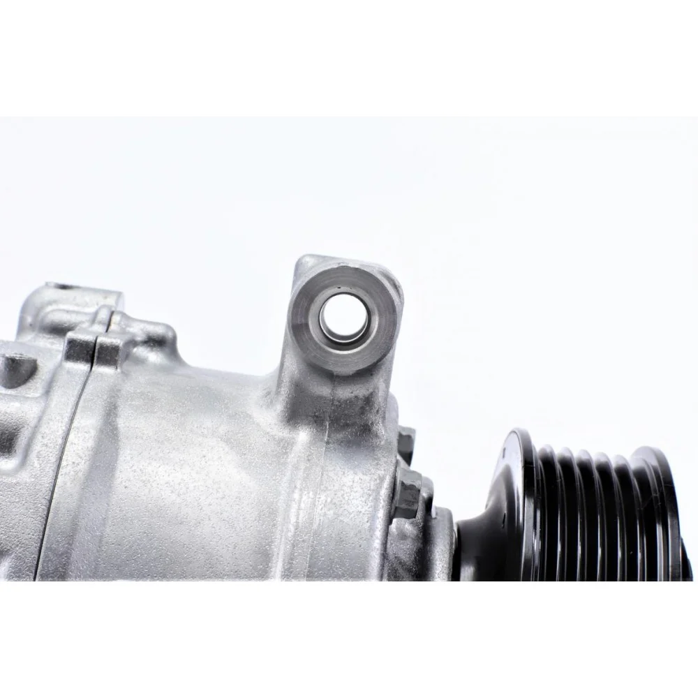 Компресор кондиціонера VW T5 2.0TDI 15- (упаковка Denso)