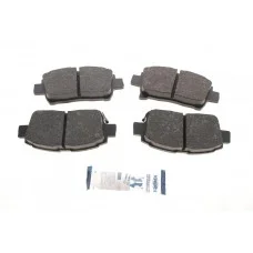 Колодки гальмівні (передні) Toyota Corolla 01-08/Prius 03-09/Yaris 99-05