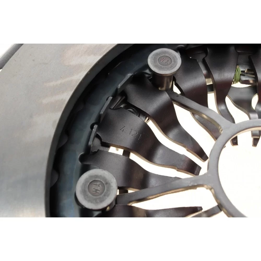 Комплект зчеплення Ford Mondeo 1.8 SCI/SFI 00-07 (d=240mm)