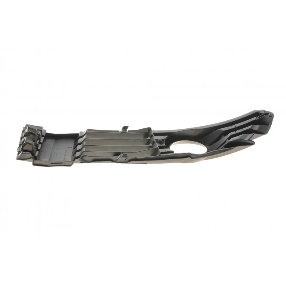 Вставка бампера (без протитуманки) VW Passat 00-05 (R)