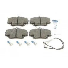 Колодки гальмівні (передні) Renault Megane 96-03/Clio 90-/Logan/Dacia Sandero 08- (+датчики)