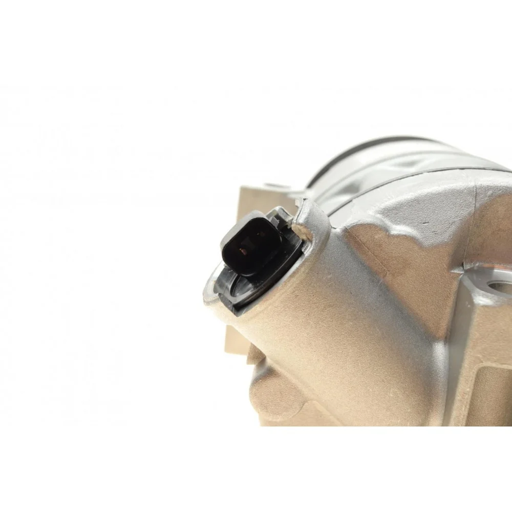 Компресор кондиціонера Audi A2/Seat Ibiza/Cordoba/Skoda Fabia/Roomster/VW Golf 1.0-2.0 99-