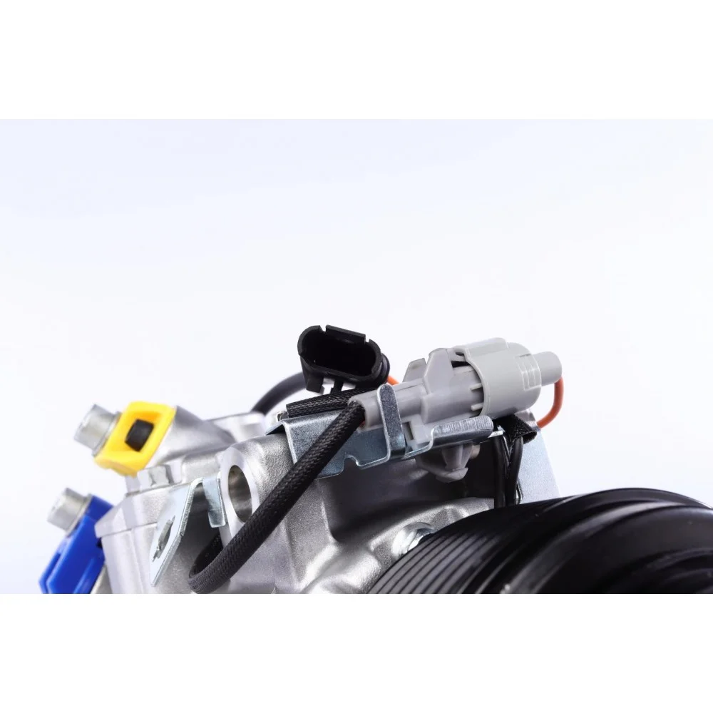 Компресор кондиціонера BMW 5 (F10/F11)/7 (F01/F02/F03/F04)/X5 (E70)/X6 (E71/E72) 3.0D 08-17