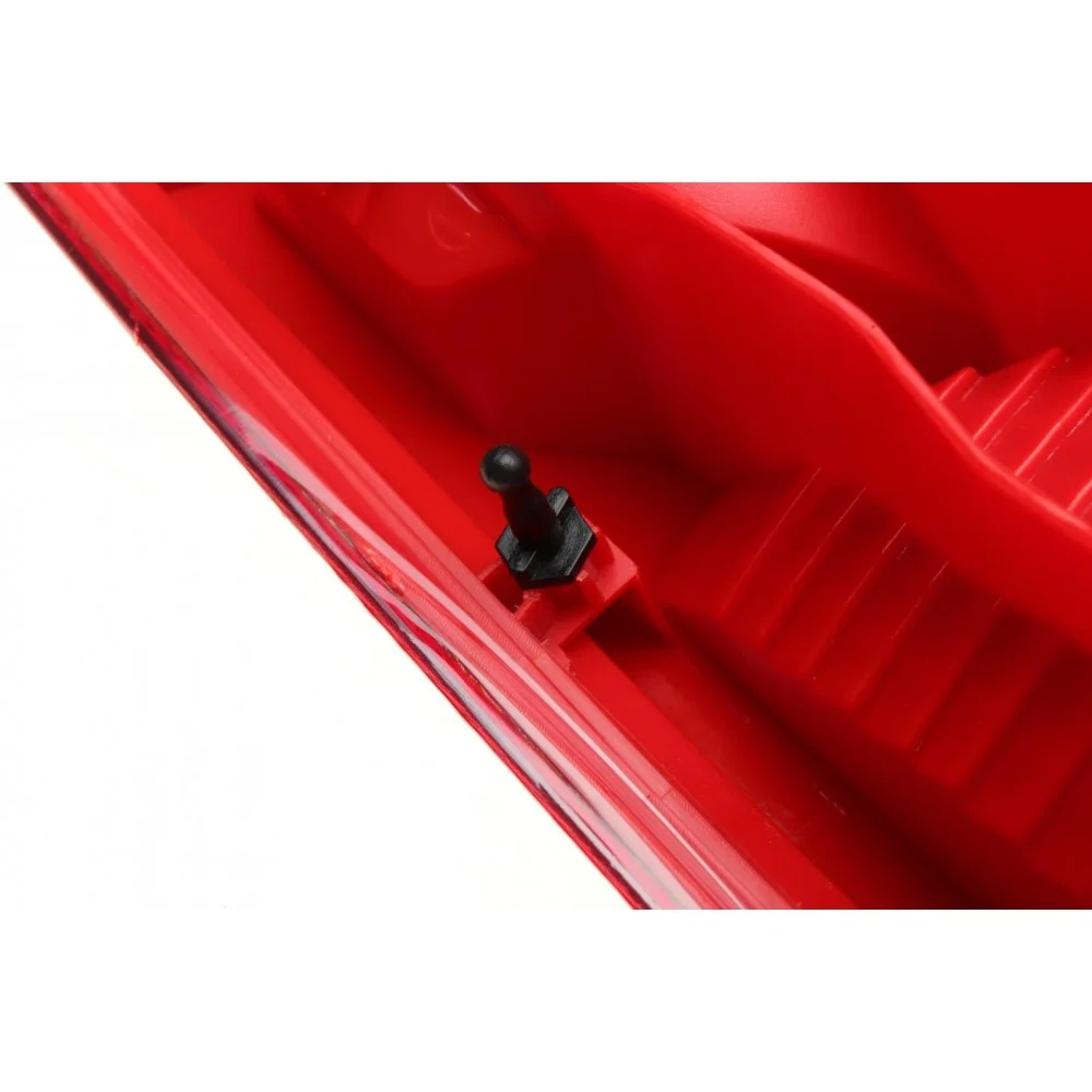 Ліхтар задній Citroen Jumpy/Fiat Scudo/Peugeot Expert 07- (R)
