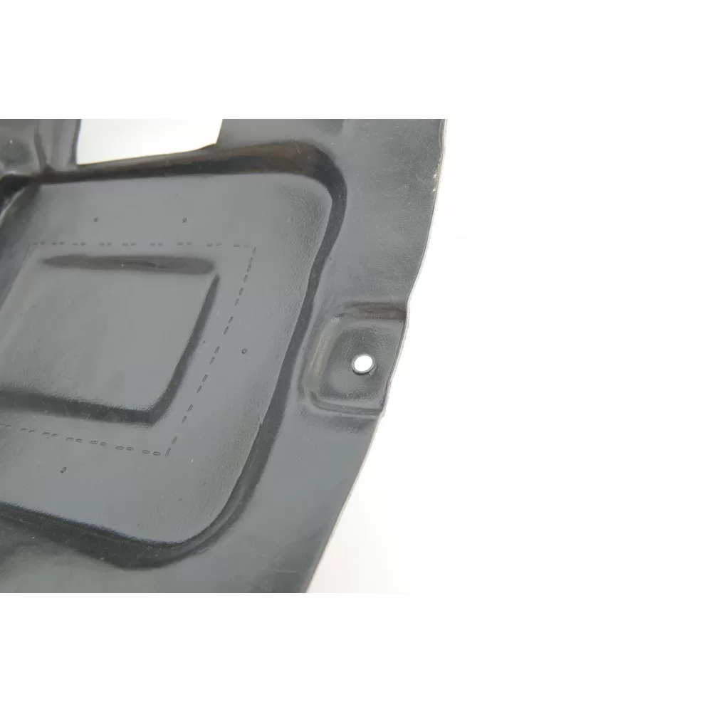 Підкрильник (передній/передня частина) BMW 3 (F30) 11-18 (L)