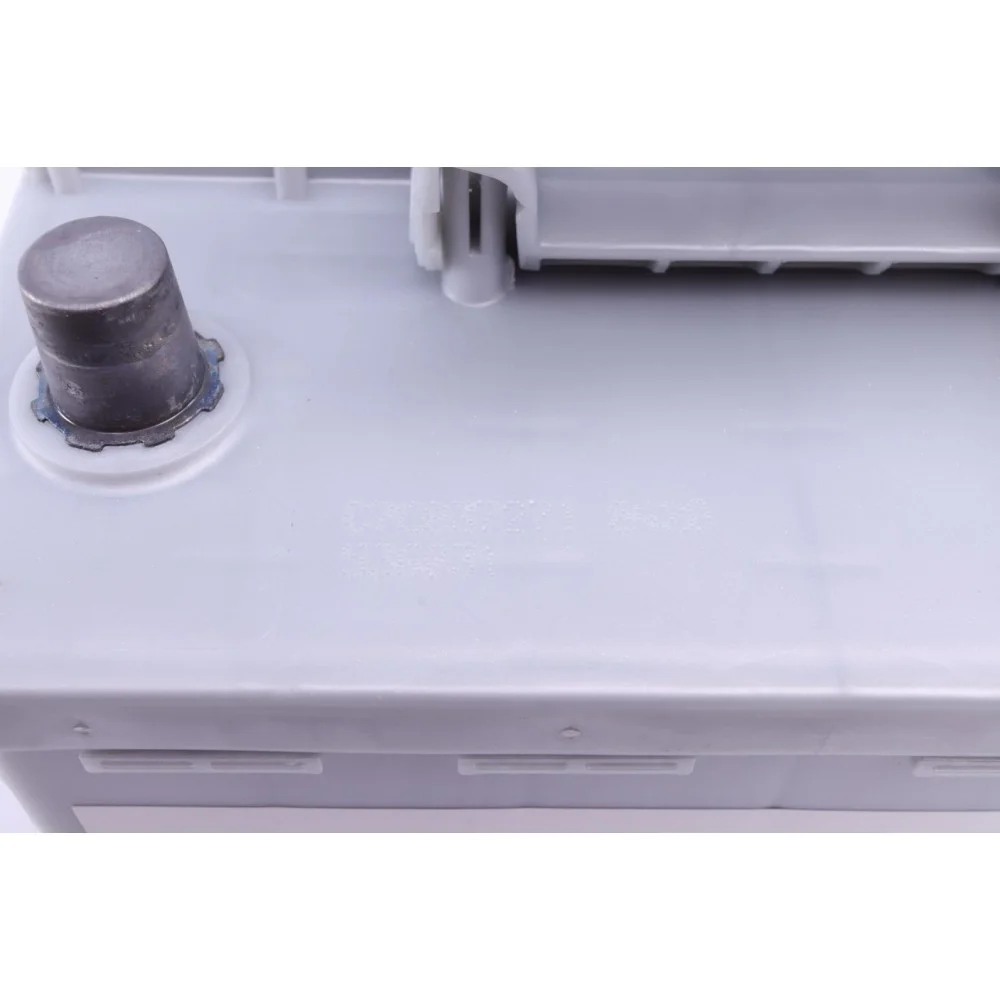 Акумуляторна батарея 54Ah/530A (207x175x190/+R/B13) Silver Dynamic C30
