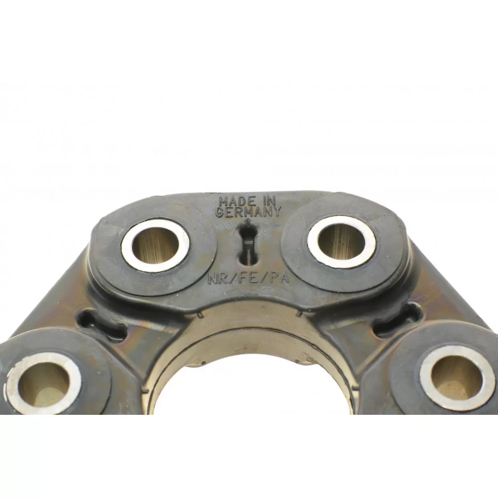 Муфта кардана еластична (ззаду) BMW 3 (F30/F31/F34)/4 (F32/F33/F36)/5 (F10/F11) 09-