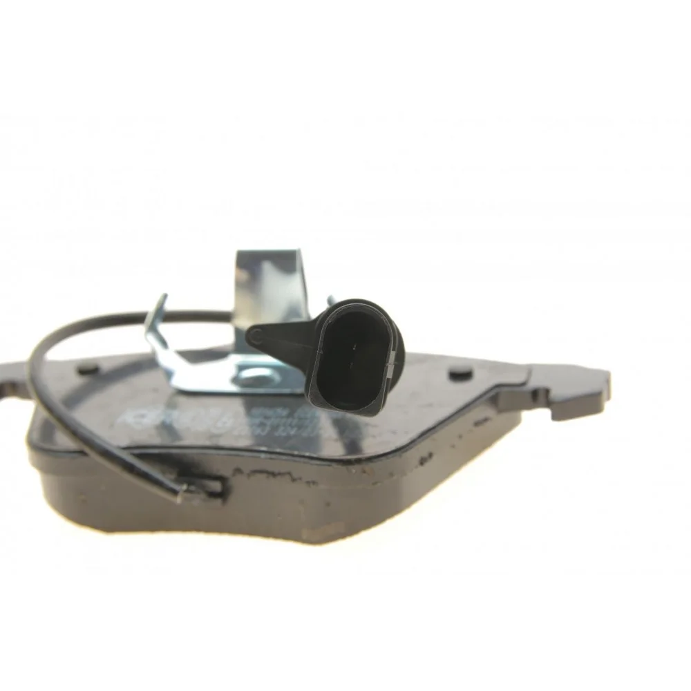 Колодки гальмівні (передні) Audi A4 03-09/A6/A8 03-11/Seat Exeo 08-13 (+датчики)