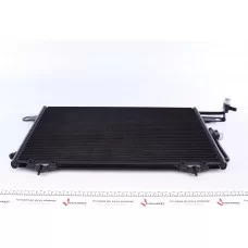 Радіатор кондиціонера Audi 100/A6 1.8-4.2 90-97 (388x572x20)
