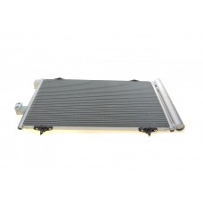 Радіатор кондиціонера Citroen C5/Peugeot 407/508 2.0 HDi 08-