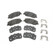 Колодки гальмівні (передні) Hyundai Santa Fe 2.0-2.7 05-/ Kia Sorento 2.0-2.4 09-15